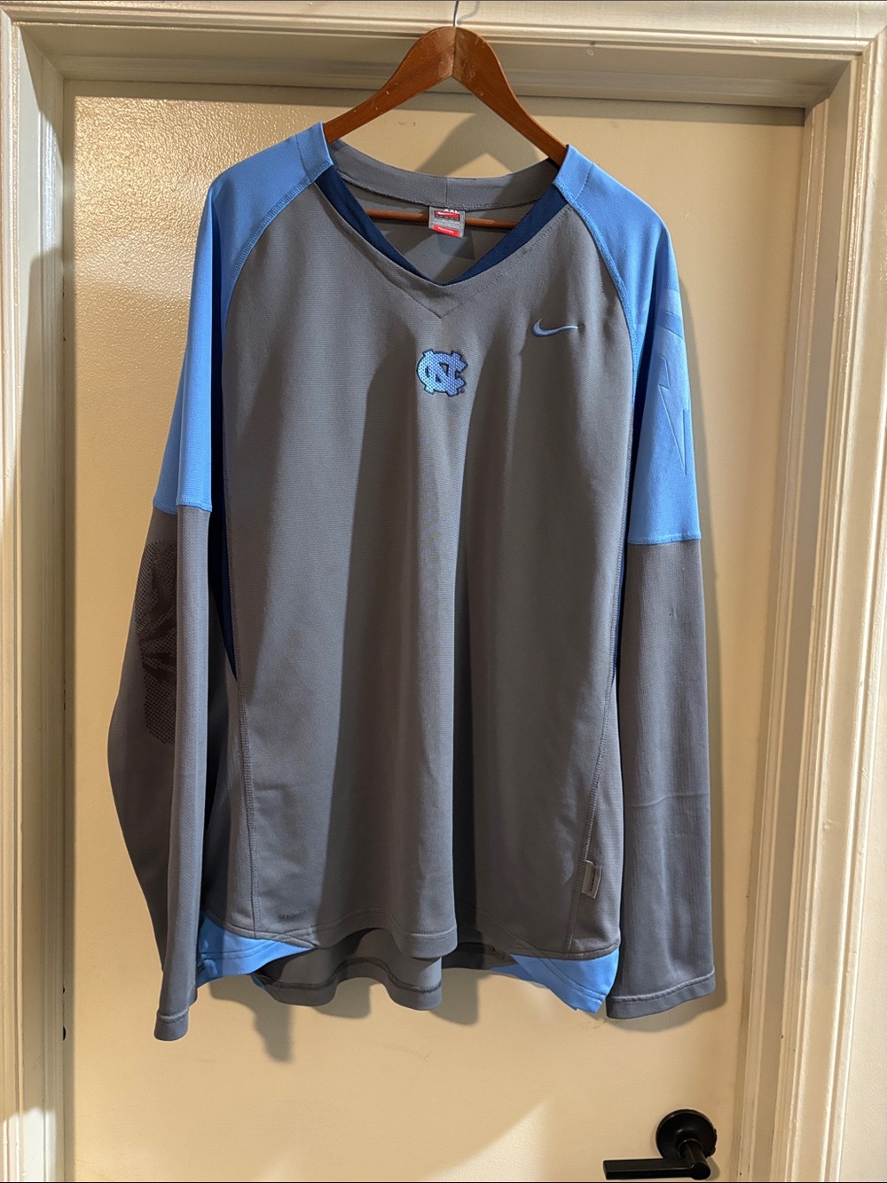 Nike Grey and Carolina Blue UNC Long-Sleeve PulloverXXL